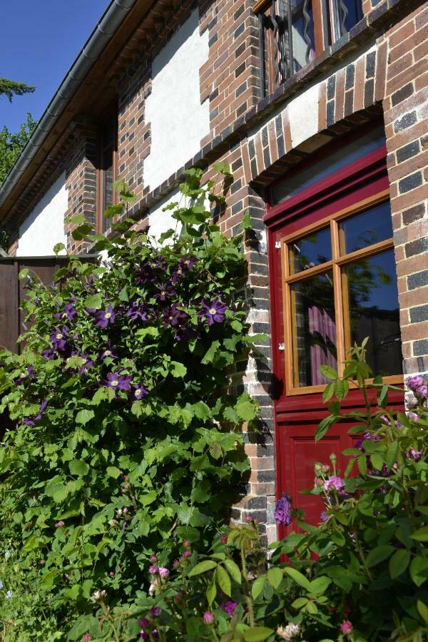 La Grenouillere Hotel Portes  Buitenkant foto